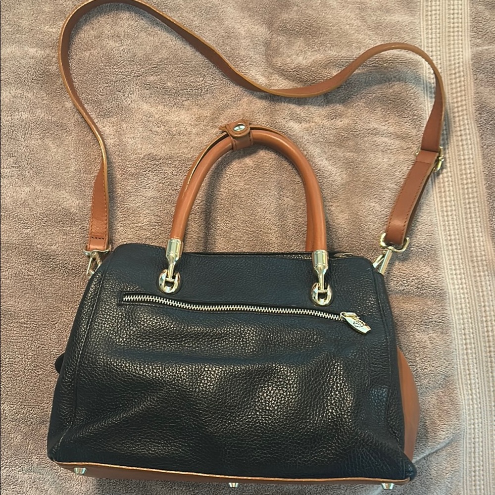 Valentina Black and Tan Shoulder Bag with Sleek Design